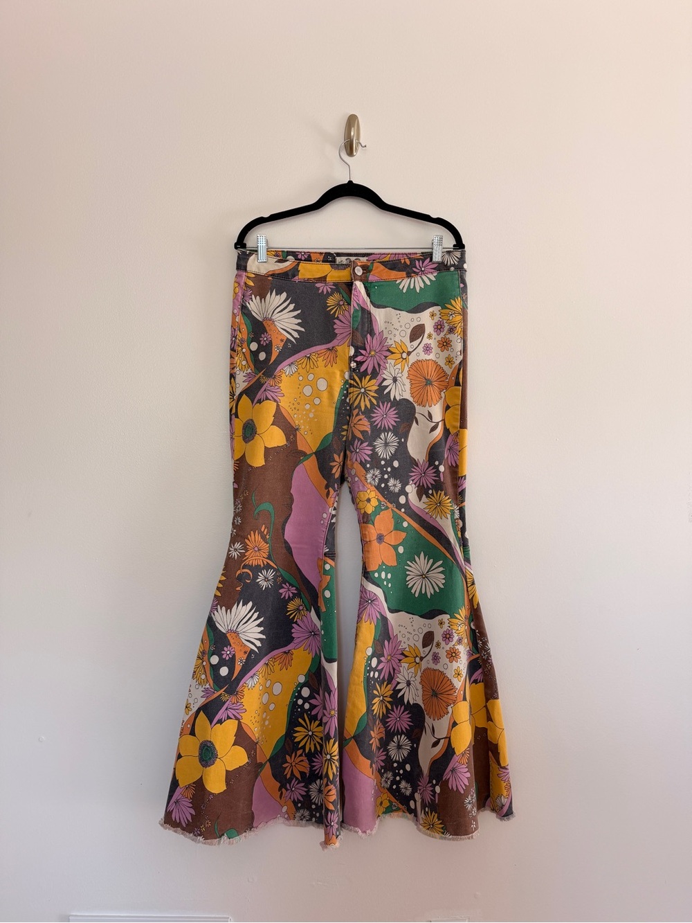 Rare free People floral flare jeans psychedelic combo Size 32 - Picture 2 of 8
